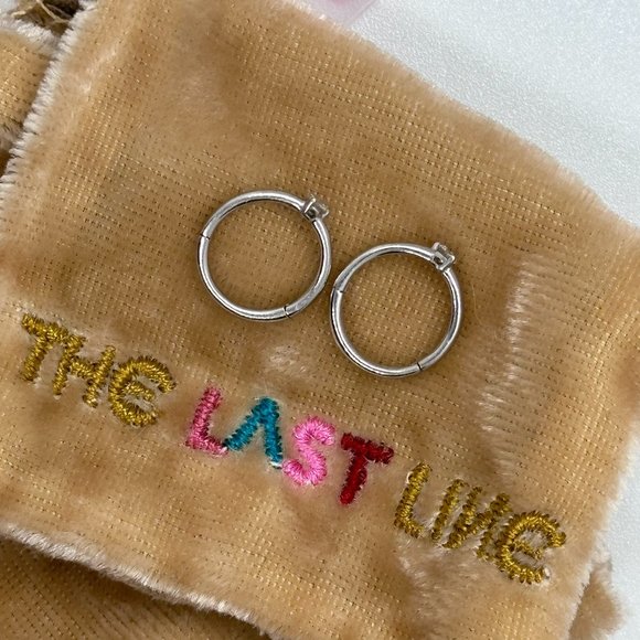 The Last Line Jewelry The Last Line Diamond Seamless Hoop White